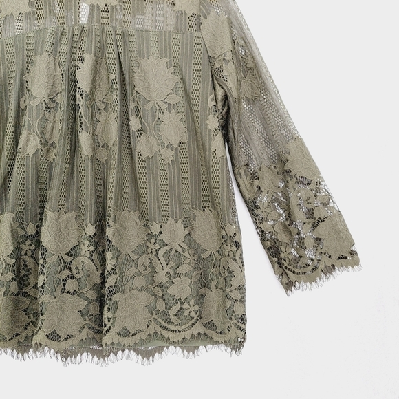 New York & Company Green Lace Floral Long Sleeve Mock Neck Blouse 2484 - Picture 3 of 9